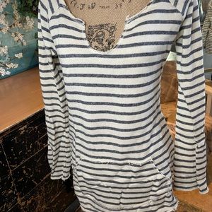 Sexy Off shoulder stripped stripped or coverup